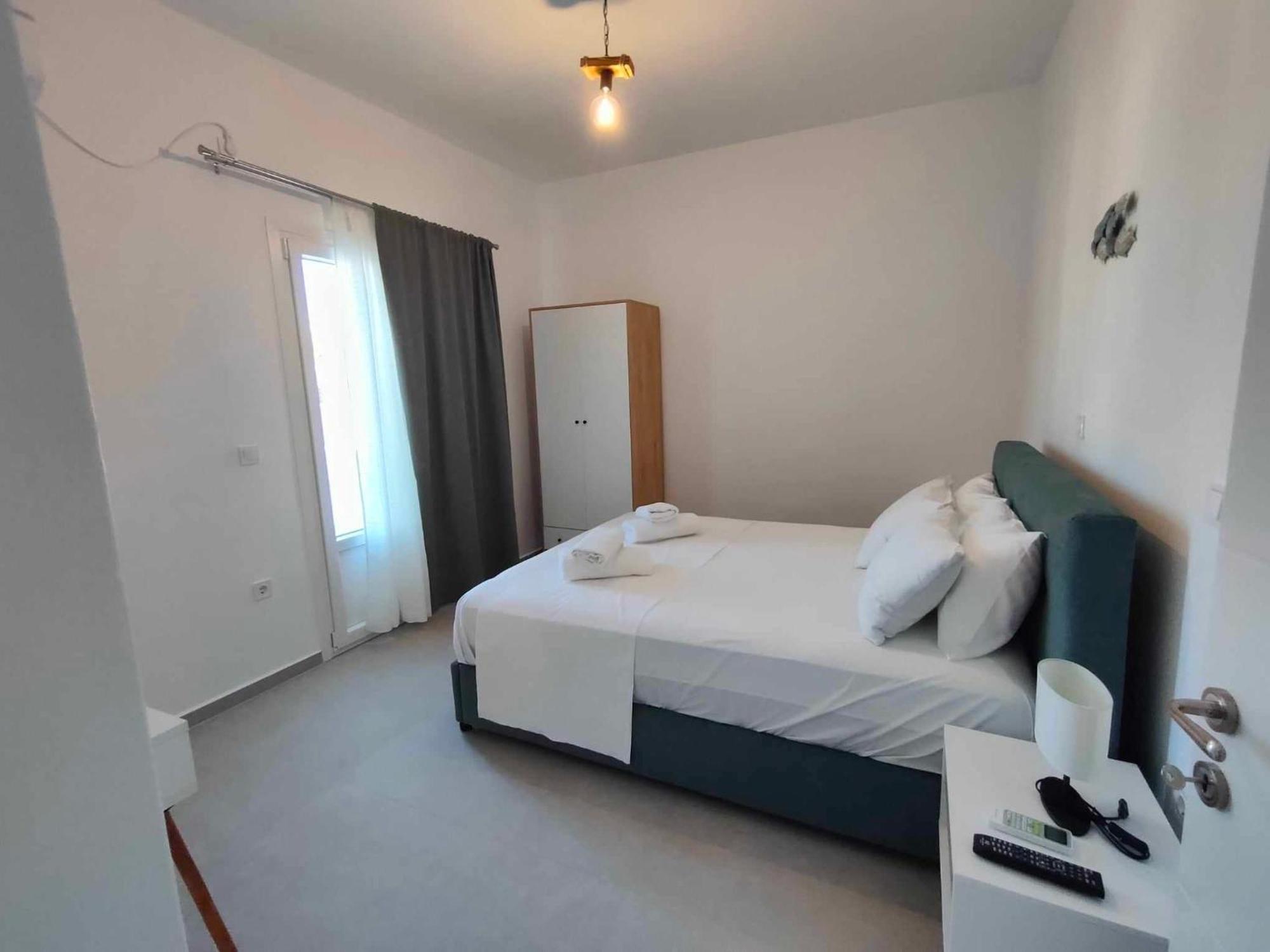 Papillon Villa Pera Gyalos Bagian luar foto