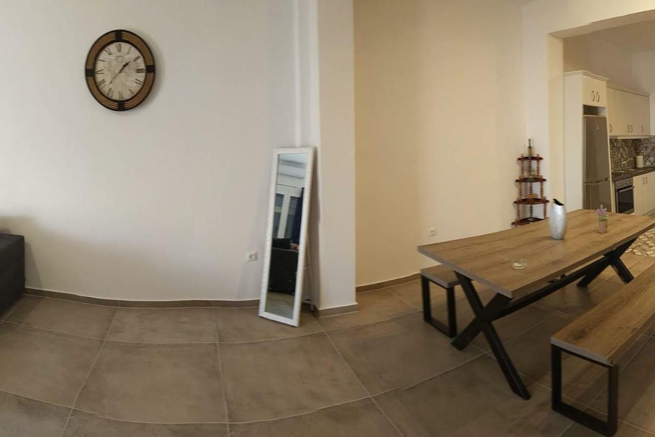 Papillon Villa Pera Gyalos Bagian luar foto